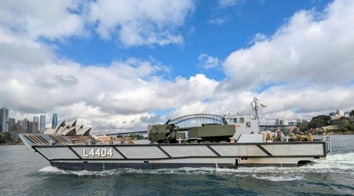 HIMARS Demonstrates Littoral Mobility in Landmark ADF Sea Trials | Land ...